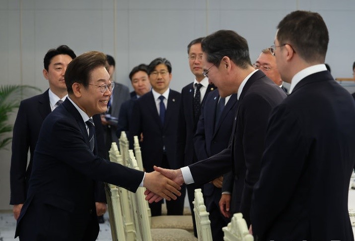 <b>베트남</b> 또 <b>럼</b> <b>서기장</b> 국빈 방한…주요 그룹 총수·경제 6단체장... 