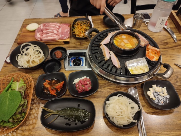 응암동고기집 생고기만 고집하는집 솥밥주는 생고집
