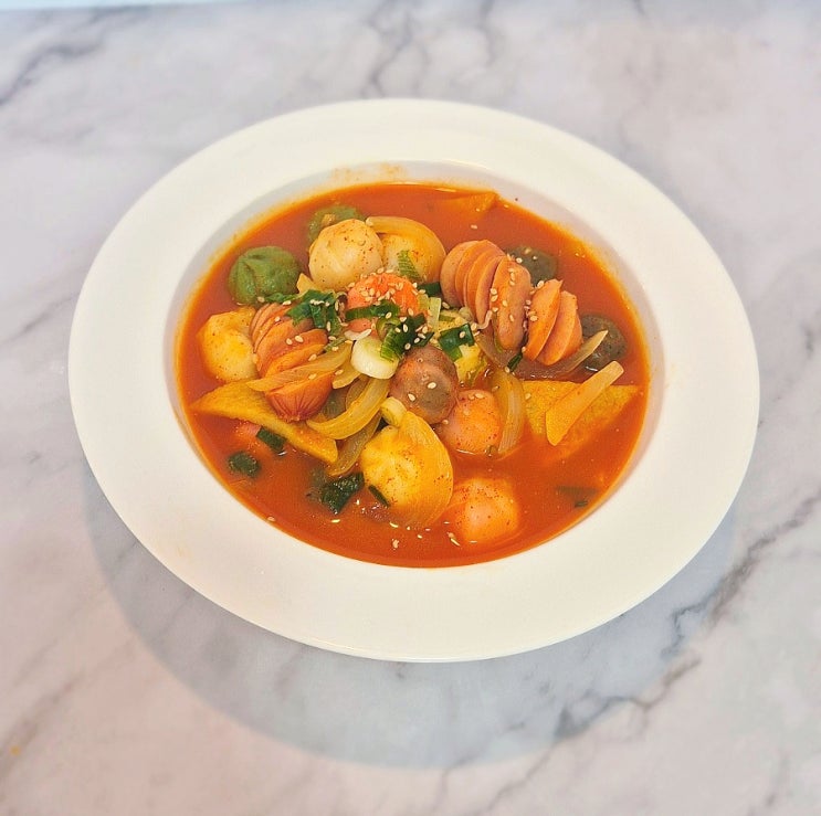  방학 간식 걱정 끝! 남은 꿀떡 활용한 떡볶이 만들기
