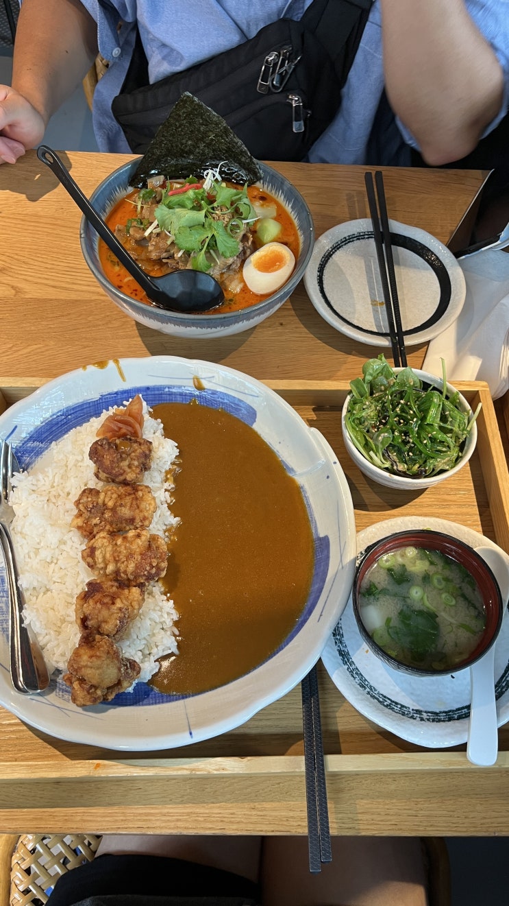  브뤼셀에서 앤트워프 이동. Takumi 타쿠미 라멘 짱 공차 짱