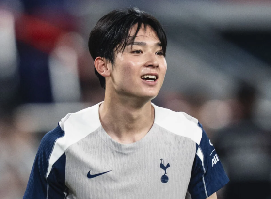 <b>양민혁</b> 토트넘 떠나 <b>포츠머스</b> 간다, 한국 선수 없는 토트넘 '더... 