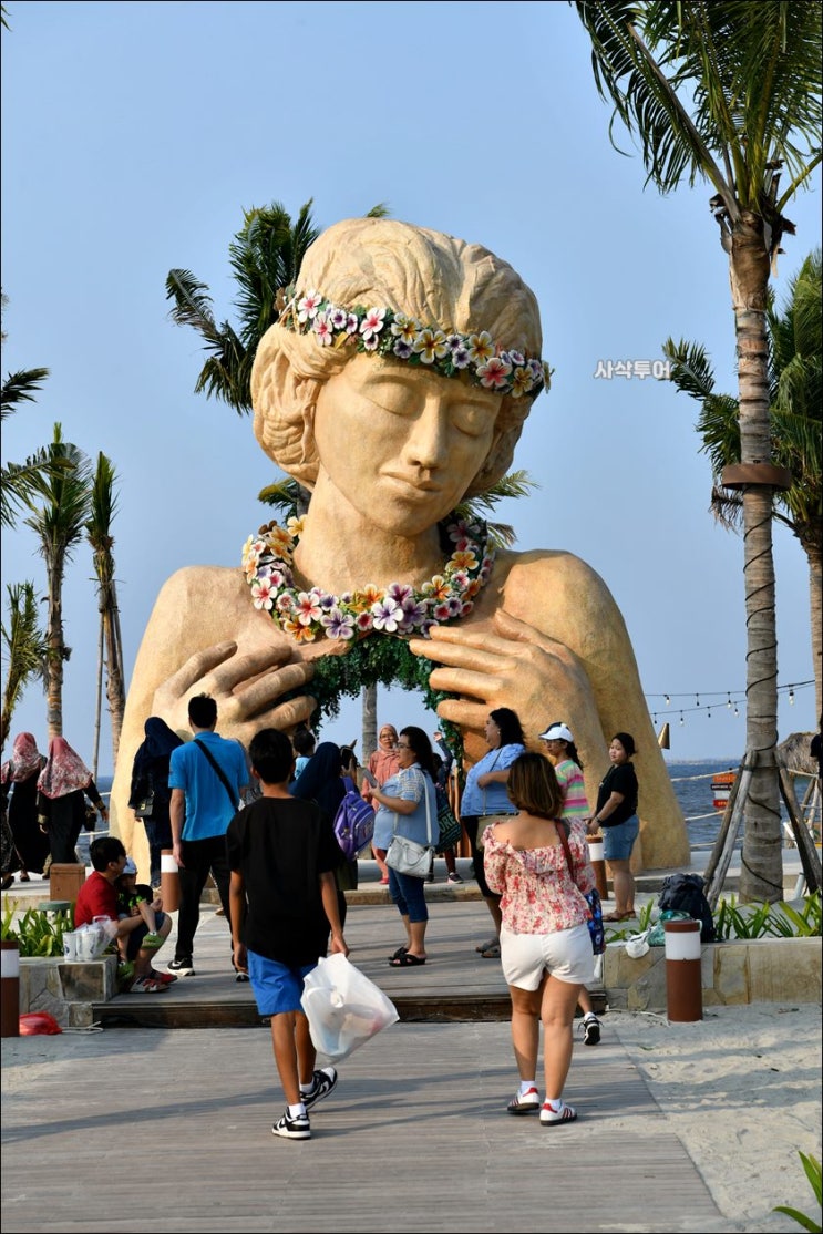  자카르타 렌트카 관광지 소개 Pantai Aloha PIK 2