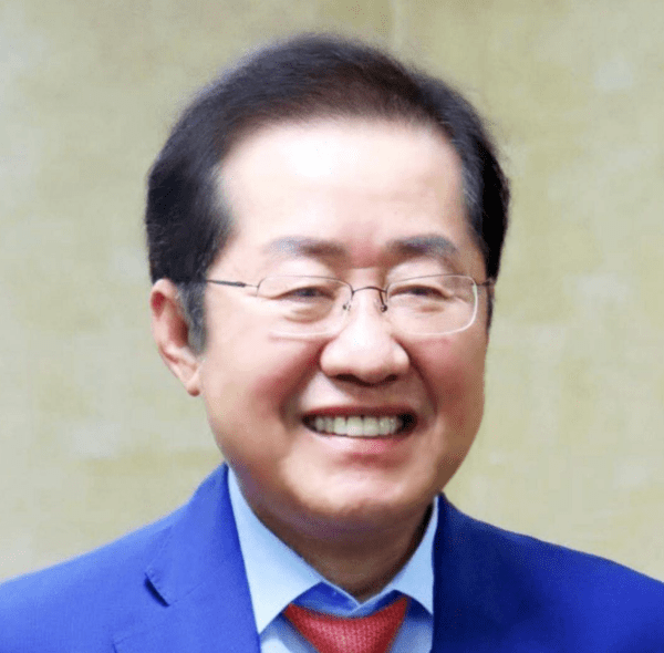  홍준표 “별개 사건 체포영장, 위법 아니다… 尹 꼴사나워"