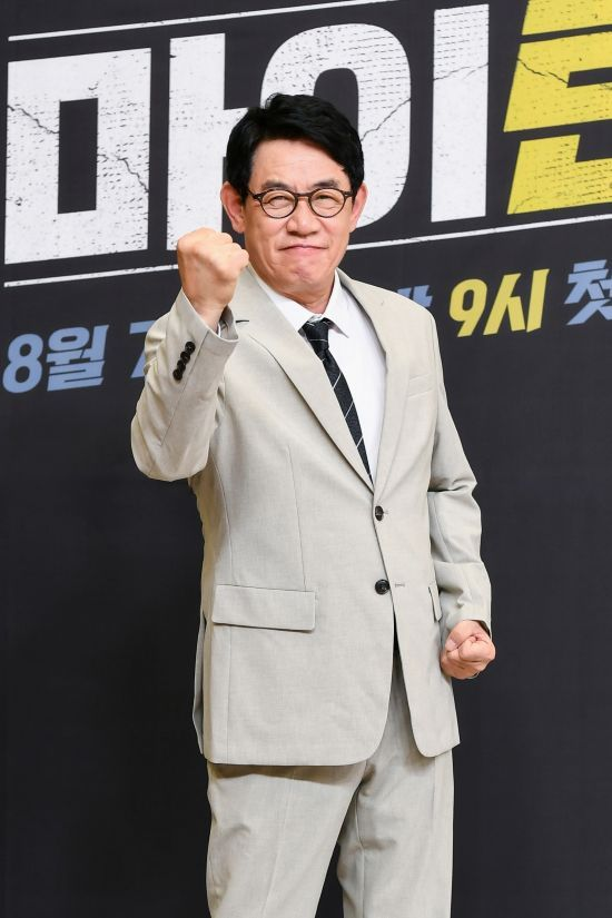 한 품은 <b>이경규</b>, '약물운전' 딛고 10년만 <b>대상</b> 욕심…"자빠지면... 