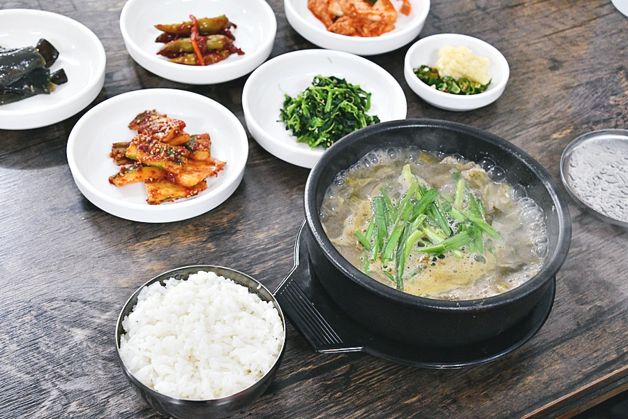 Jinmikalguksuchueotang photo 1