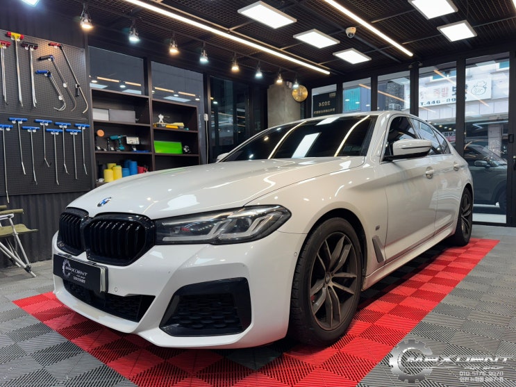  인천 송도 자동차 판금도색 – BMW 520i A급 중고범퍼·헤드램프로 경제적인 복원