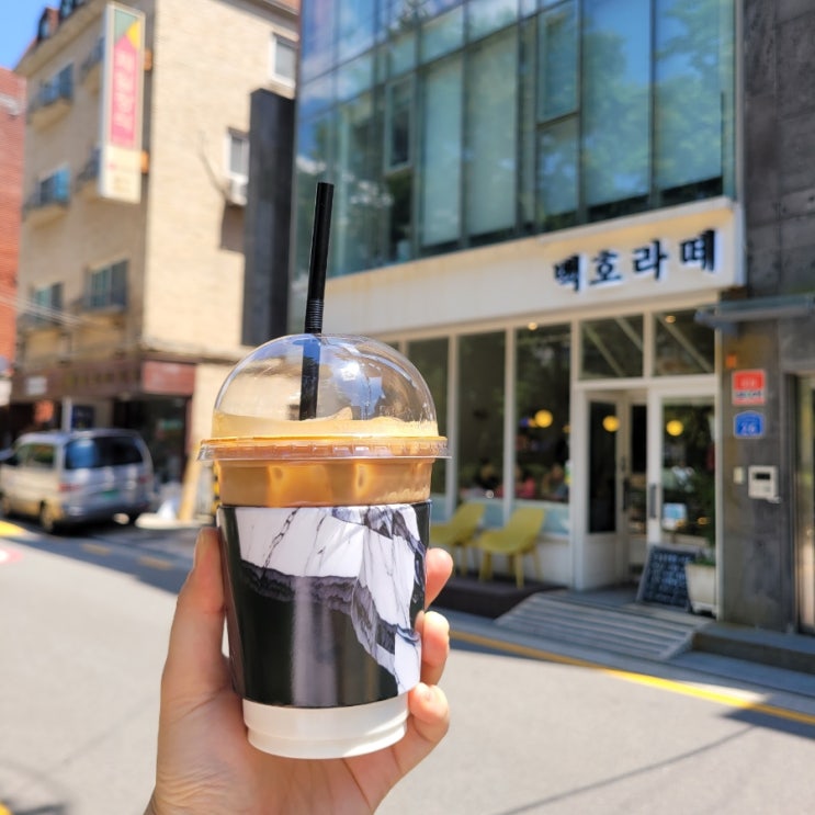  석촌역카페추천:[백호라떼]후기/ 카페라떼 맛있어요!