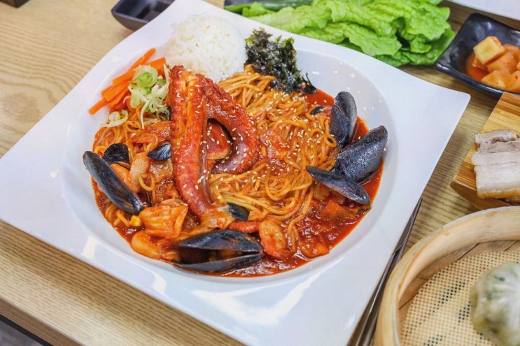  영실국수 서귀포중문본점, 중문고기국수의 진수를 느끼다!