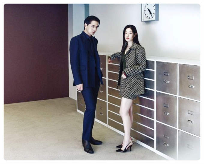 정채연 에스콰이어 연기력 논란 2회 만에 혹평 주연 무게 못견딘 이유