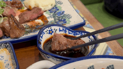  성수 데이트 맛집 미도인, 스테이크 덮밥부터 곱창떡볶이까지 리뷰해 봄