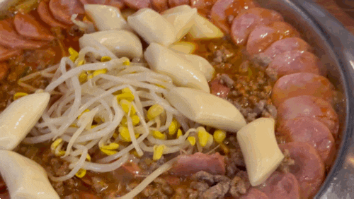  선릉 맛집 부대찌개대사관 | 푸짐함의 끝판왕 부대찌개 종결 맛집