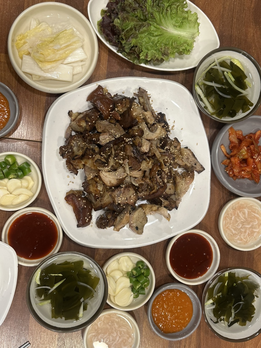 황제한방왕족발보쌈 사진 4