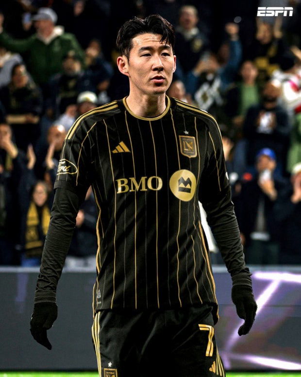 <b>손흥민</b>, <b>LAFC</b> 데뷔전서 PK 유도…2-2 무승부로 <b>패배</b> 막았다