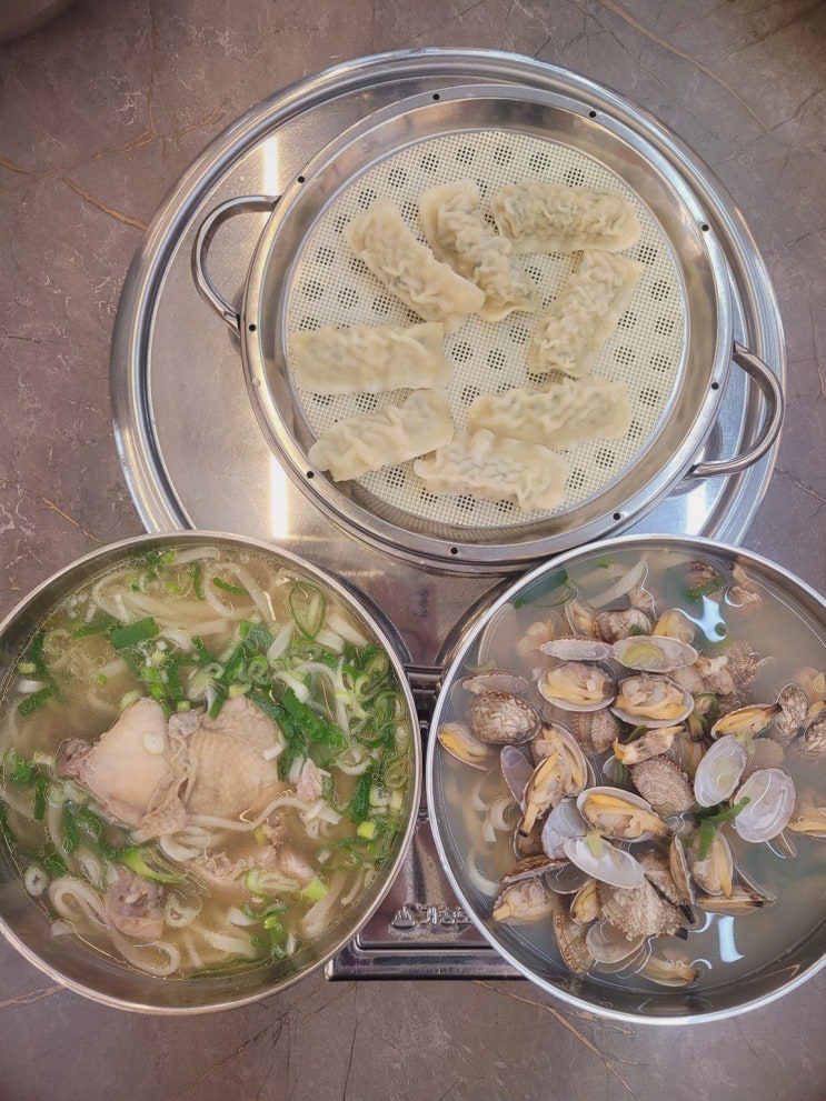  바지락왕창칼국수 화성시청점, 넉넉한 바지락의 화성시청맛집