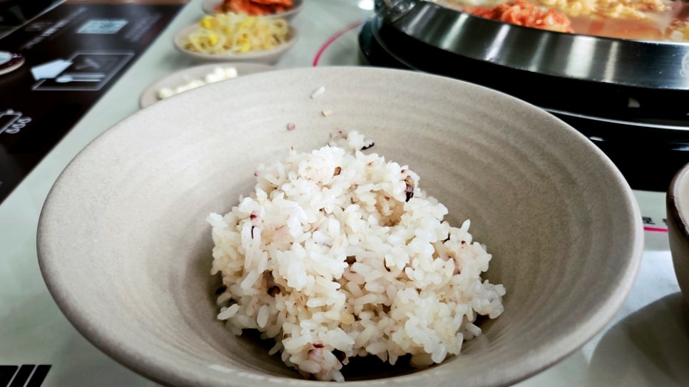 킹콩부대찌개 아산온천점 사진 4