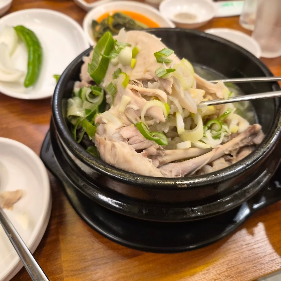 다우리옻삼계탕 사진 2