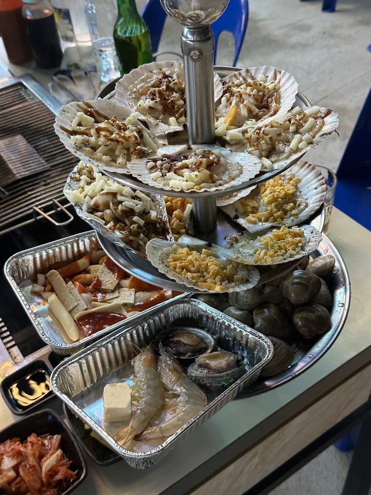  [강원 속초 조양동] 조개를 산처럼 쌓아주는 속초해수욕장 맛집 <조개상회 속초본점>