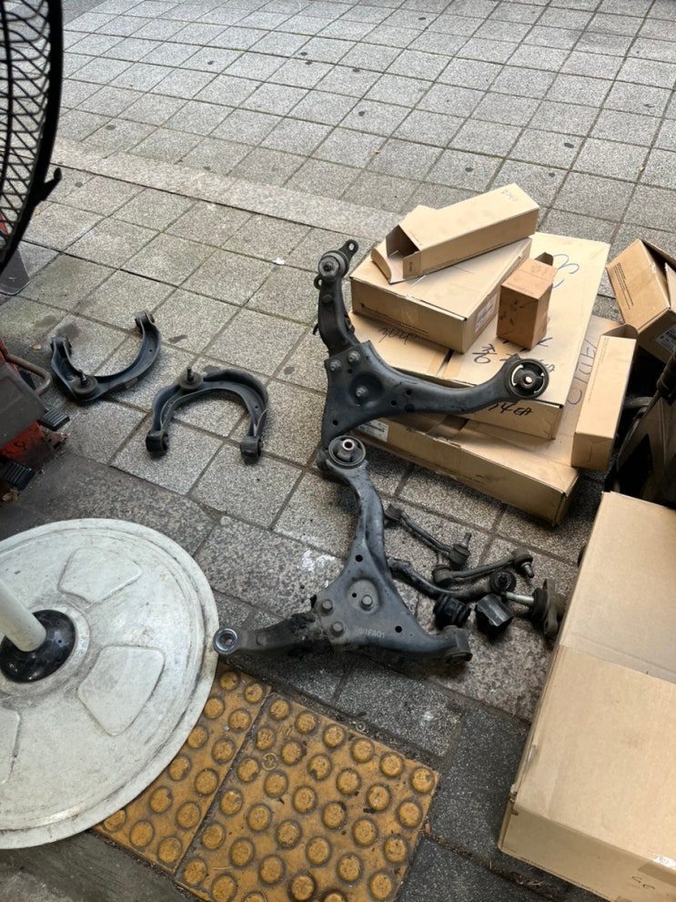  오피러스 하체정비.