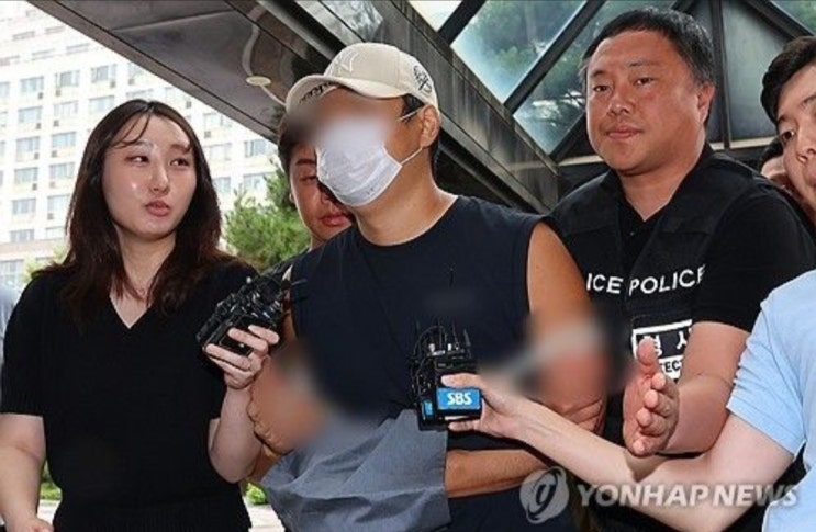 <실시간 핫이슈> 부모 폭행하다 형한테 맞자 가족 3명 모두 살해...30대 기소