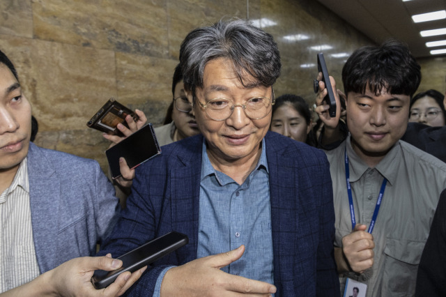 [속보] 경찰, '주식 차명거래 의혹' <b>이춘석</b> 의원 <b>압수수색</b>, 국회... 
