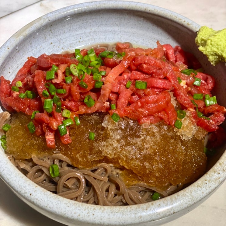  [연남동 혼밥 추천] 여름별미 육회냉소바 텐동 다 맛있는 저스트텐동 솔직후기