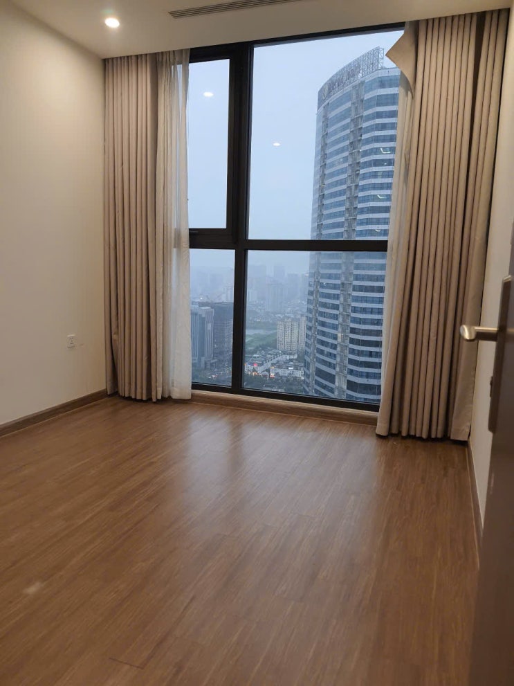  하노이 스카이레이크 S3 방3개 3000만동 노옵션 VINHOMES SKYLAKE 좋은 아파트 임대 알려드립니다