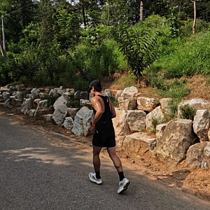러닝 나시 추천 드라이핏 민소매 싱글렛 (나이키, 뉴발란스, 온러닝)