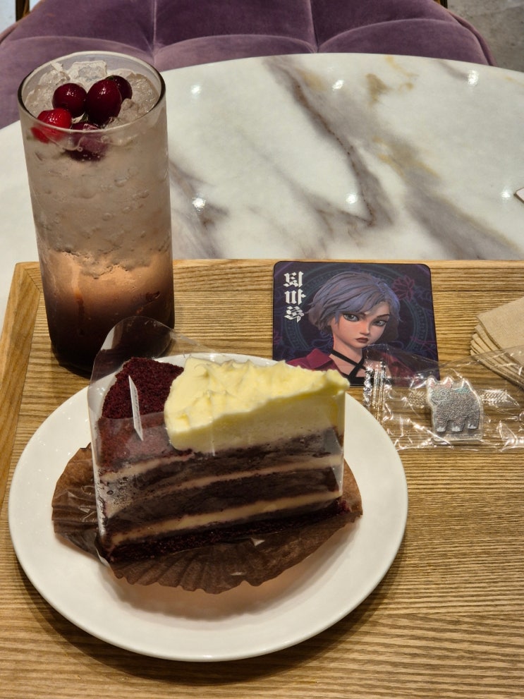  퇴마록 랑데자뷰 콜라보 카페 후기