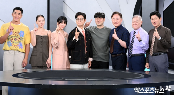  김성주, ‘히든아이’ 1주년 간담회서 박하선 응원