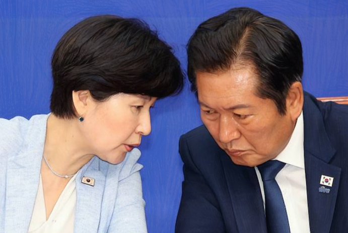 대법관 증원법 <b>사법개혁</b> 추진 - <b>정청래</b>, 추석 전 입법 목표.