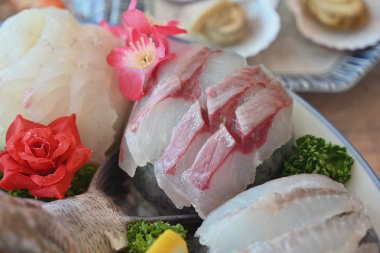  [맛집리뷰] 윤희횟집 광안리본점, 푸짐한 광안리물회와 함께
