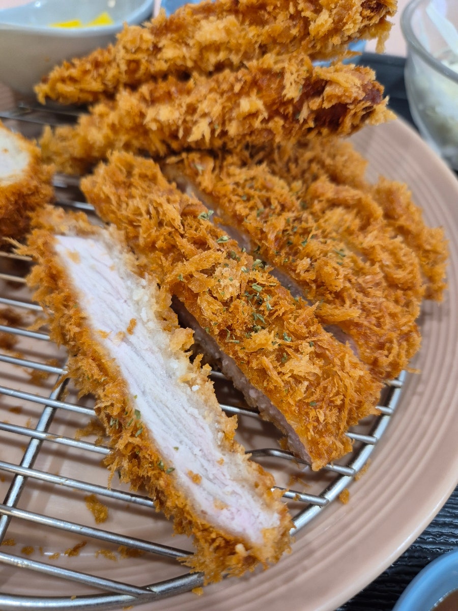 에바돈가츠 부산구남역점 사진 5