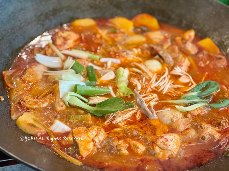  에버랜드 주변 맛집 용인 보양식 윤호네솥뚜껑닭볶음탕