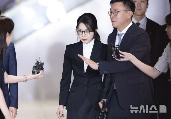  구속 기로 김건희…尹부부 동시 구속 오늘 결론