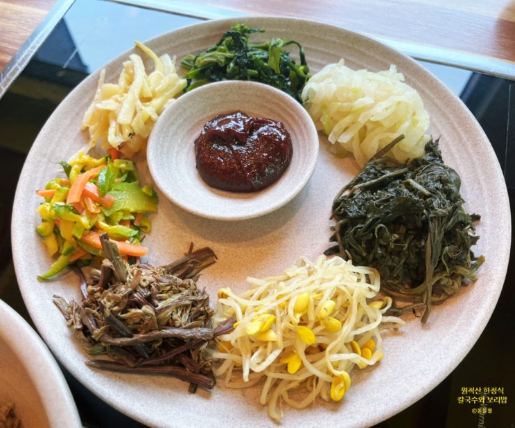  산곡동 한정식 맛집 가족모임 추천 원적산 칼국수와 보리밥 내돈내산