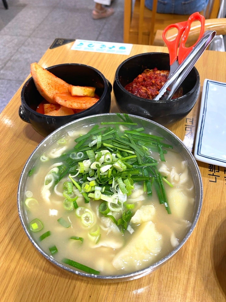  [구리 맛집] 잉꼬칼국수 칼국수로 건물을 세운 맛집