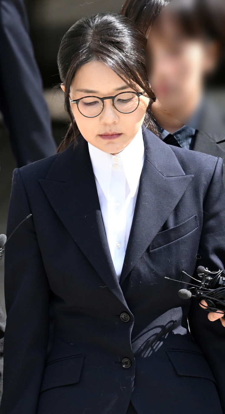 [속보] <b>김건희</b> 여사, <b>영장실질심사</b> 종료…서울남부구치소로... 