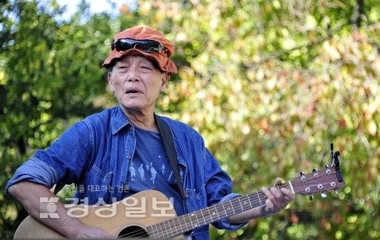 모란동백-조영남.배아현(원곡 이재하(李祭夏)작사 작곡 노래)/ 모란은 벌써 지고 없는데 먼 ....