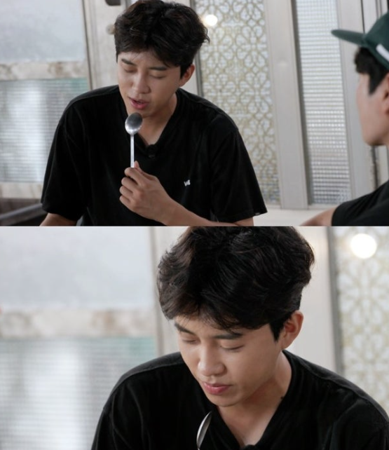   임영웅, ‘섬총각 영웅’ 티저서 숟가락 마이크 라이브