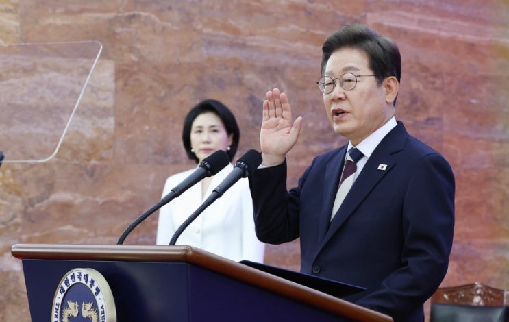 이재명 <b>대통령</b> 8.15 <b>국민임명식</b>,이명박,박근혜 <b>불참</b> 통보... 