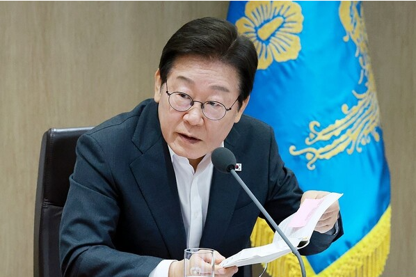 <b>이재명 대통령</b> "씨앗 없어서 밭... 외화 빌려서라도 <b>경제성장</b> 할까?