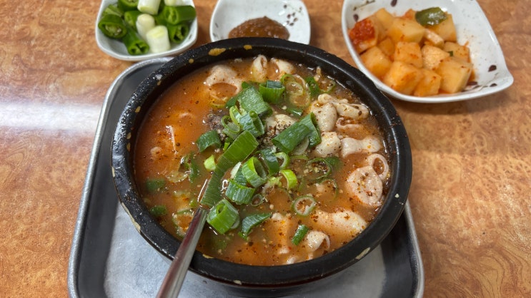  [여의도/한식] 화목순대국_곱창이 가득한 순대국. 주말 저녁 웨이팅.