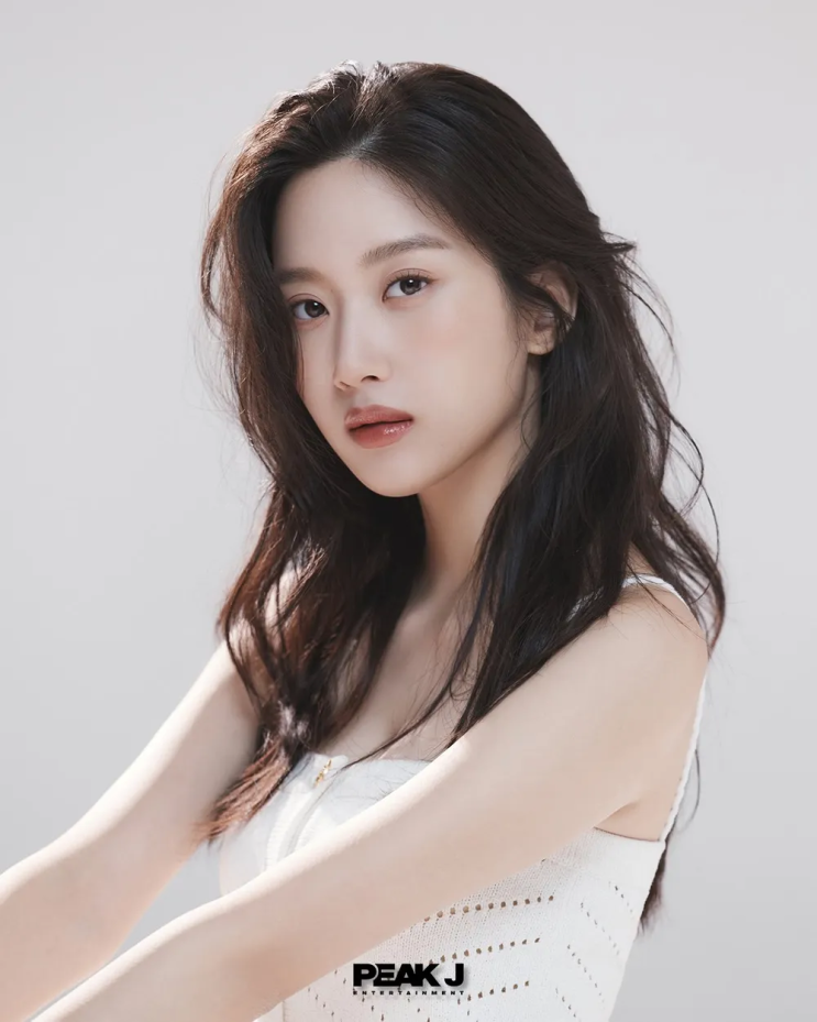 <b>문가영</b>, ‘<b>스틸하트클럽</b>’의 새로운 얼굴로 나서다!