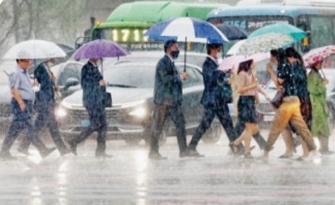 <b>인천</b> 덕적도에 <b>극한호우</b> '1시간 150'…열흘전 무안 넘어서