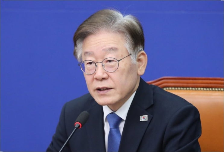“국가재정 너무 취약하다”는 이 <b>대통령</b>, 이래도 <b>소비쿠폰</b>... 