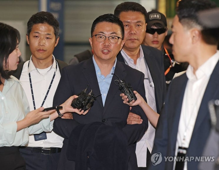 [김건희 특검] 남대문서 유치장 수감 / '<b>집사</b>' <b>김예성</b>... 