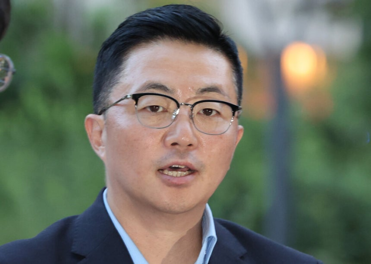 [속보] 김건희 여사 '집사' <b>김예성</b>, <b>횡령 혐의</b>로 구속영장 청구!... 