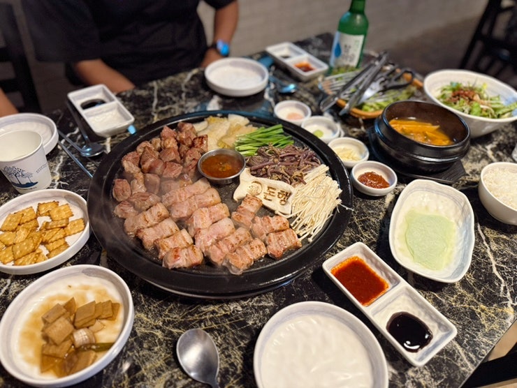  아이와 함께 방문한 대구 목살 달서구 삼겹살 상인동맛집 돈행