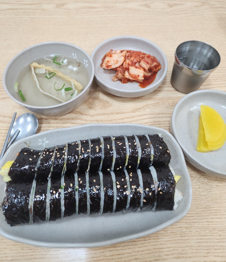 대왕김밥 학동1호점 사진 1