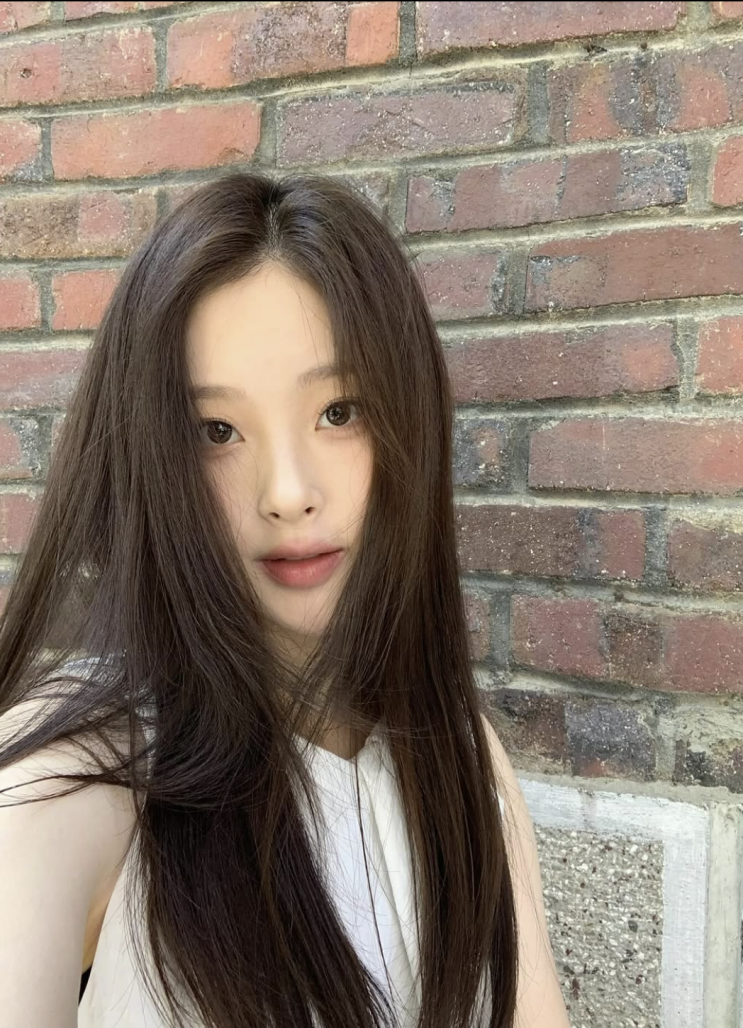  [셀럽 패션] 길거리도 런웨이로 만드는 최희진 브런치 스트릿 패션 완전 분석!